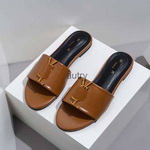 Tasarımcı Slaytlar Kadın Terlik Ayakkabı Yaz Moda Geniş Düz Flip Flops Terlik Kadınlar İçin Lüks Metalik Slayt Sandalet Boyutu 37-42