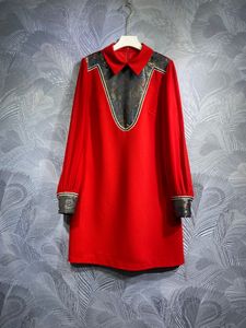 2024 Vårkontrast Färgpanelen Jacquard Dress Red Long Sleeve Lapel Neck Kne-Lengen Casual Dresses T3J031512