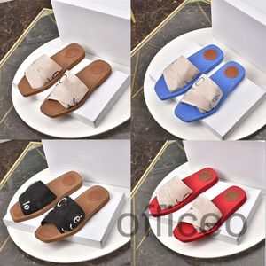 Designer tofflor dupe aaaaa stövlar woody retro brev sandaler flip flops läder toffel avslappnad platt sommar utomhus strand semester dupe kvinnor sko