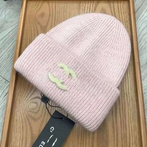 CC Letter Beanie Hat Designer Winter Bucket Hats Brand CH Warm Curlywigs Cap Casquette Bonnet Mens Caps Men Women Female Knitted Ladies Boy Girl Wool Headgear FEAV