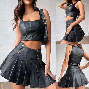 Vestidos de trabalho skmy roupas femininas tanque de couro colheita superior plissado mini saia terno preto magro festa sexy clube outfits duas peças conjuntos feminino