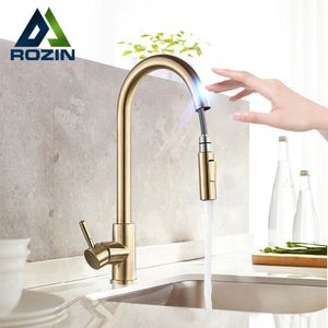 Rozin Akıllı Touch Mutfak Musluk Fırçalı Altın Çeken Sensör Muslukları Blacknickel 360 Döndürme Vinç 2 Outlet Su Mikseri Taps 240103