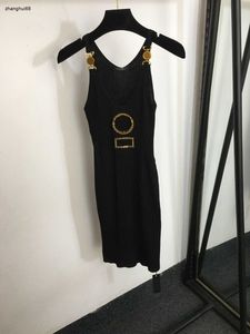Kobiety Dress Designer Ladies Wysokiej jakości litera haftowane guziki bez rękawów kostium procowy 04 stycznia