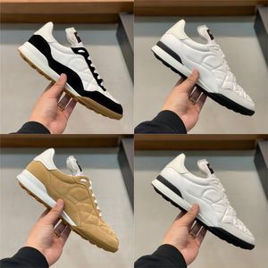 Designer Women's Shoes Casual Shoes Branded Shoes Sports Shoes Women's Oxford Shoes Training Shoes Coaching Shoes Running Shoes White and Red Luxury Celebrity Shoes