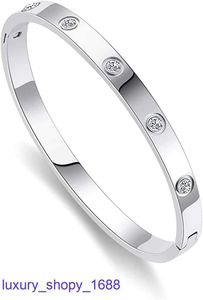 Bracciale di design di lusso popolare per pneumatici per auto Bracciale di amicizia amore vita Oro rosa argento Zircone cubico Cerniera in acciaio inossidabile con scatola originale