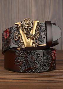 China Dragon Designer Belt Men cowskin äkta lyxläder Men039S -bälten för män som snider Dragon Mönster Automatisk spänne3824045