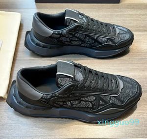 Best Product High-quality Cool styling Totem canvas Leather Low-top Men's Sneakers For Fitness, Running,