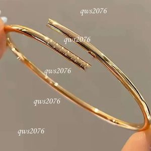 Designer Bracelet Gold Bangle Nail Bracelets Jewelry For Women Fashion Bangles Titanium Steel Alloy Gold-Plated Craft Never Fade Diamonds