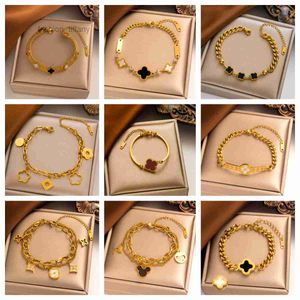 Urok Bracelets Najnowszy styl Designer Bracelets 4/Four Leaf Clover Biżuteria bransoletki 18 -karne złote bransoletki dla kobiet łańcuch elegancki biżuteria no pudełko