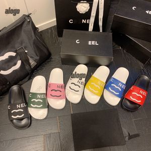 Chan C Fashion Slipper Sliders Paris Slaytlar Sandaletler Erkekler İçin Chanele Terlik Kadınlar Sıcak Tasarımcı UNISEX POLAK FLIP FLOPS BOYUT 36-45