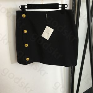 ボタンパッケージヒップスカート女性ファッションセクシーな不規則なハイウエストスカートデザイナーベルトハーフスカート