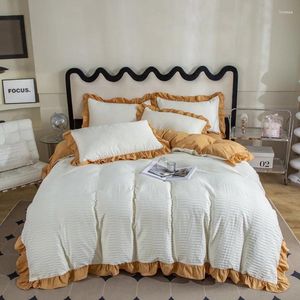 Sängkläder uppsättningar ruffle täcke täcker enstaka halvdubbla dubbla seersucker tyg stilfullt 6,9 ft (1,8 m) Nordic