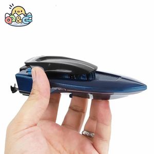 Båtar Electric/RC Boats Mini RC High Speed ​​Electronic Remote Control Racing Ship With LED Light Children Competition Water Toys for Kids