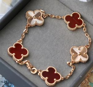 Designer-Armbänder Van Clover-Armband, vierblättrig, 5 Blumen, 18 Karat Gold, Liebesarmreif, Anhänger, funkelnder roter Stein, Laser für Frauen, Mädchen, Hochzeit, Muttertag, Schmuck