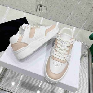 Designer Stylish Bicycle Shoes 2024 Outdoor Bicycle Leisure Woman Low Help Lin Bai Sneakers bekväma andningsbara