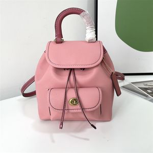 Designers Riya 23 Backpack Mulheres couro Couro de grande capacidade Luxo Coloras contrastantes bolsas bolsas de bolsa