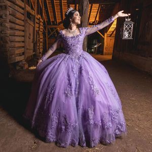 Lavendel sexig lila quinceanera klänningar lila skopa hals spetsapplikationer 3d blommor blommor pärlor söta 16 klänning vestidos de 15 prom party klänningar