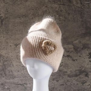 Berety sprzedające zimowe czapki prawdziwe futrzane czapki dla kobiet pluszowe miłość ciepła czapka wiele kolorów Cover Cover Cap