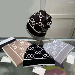 Beanies erkekler için siyah kış şapkaları beanie gündelik spor kayak tırmanışı yürüme açık sıcak gorra başlık mektubu baba tasarımcı kapağı kafatası termal