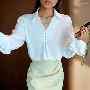 Blusas femininas outono beading turn down colarinho blusa branca feminina manga longa casual camisa solta senhora do escritório elegante cetim topos 29873