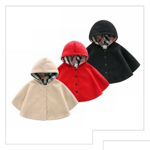 Poncho 3 colori Baby Brand vestiti Giacca a vento Ragazzi ragazze Addensare caldi Cappotti con cappuccio Outwear Bambini Mantello Scialle per bambini Vendita al dettaglio Drop De Dhgfs