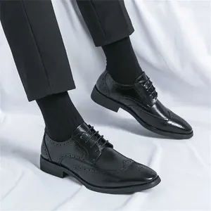 SURET Buty Czarne 42-43 Męskie luksusowe buty sportowe dla mężczyzn trampki importowane festiwal importowany