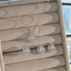 Lüks Düğün Tasarımcı Takı Setleri Kadın Elmas Kolye Küpe Yüzüğü 925 STERLING Gümüş Zirkonya Su Damla Çar Çarşı Yüzük Halkları Hediye Kutusu 3 PCS/SET