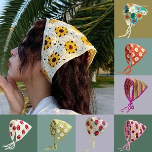 Sciarpe Dolce e carino Triangolo all'uncinetto cavo Fascia per capelli Foulard da donna Cappello Asciugamano Cinghia Borsa per capelli Fragola Piccolo floreale