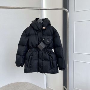 2024 Winter New P Family Triangle Label Bag Letter Emblem Black Waistband Cotton Women's Down Coat