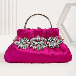 Borsa da donna di lusso alla moda retrò in seta imitazione diamante sintetico borsa da matrimonio formale borsa da pranzo pieghevole per celebrità 240104