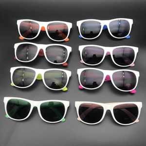 Sunglasses 72pcs/lot Minimalist Style Sunglasses Beach Sun Glasses Birthday Wedding Party Favor Gifts for Guest with Custom Stickers