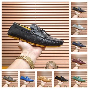 TOP Leather slip on casual men Luxury loafers shoes spring and autumn mens moccasins shoess designer genuine leather men's flats shoe Size 38~45
