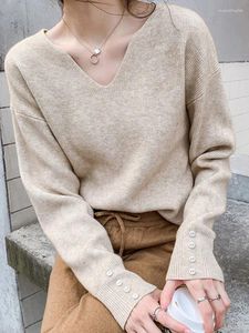 Kvinnors tröjor Kvinnors tröja Autumn Winter Sticked Topps Pullovers V-Neck Casual Solid Soft Knitwear Jumpers Basic Female 2024