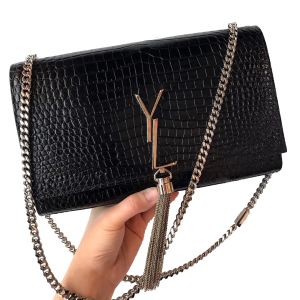 Genuine Leather Women Famous chain baguette travel bag men flap tassel Clutch Bags Designer Bags Cross Body Classic round Tote hand bag top quality Luxury Shoulder
