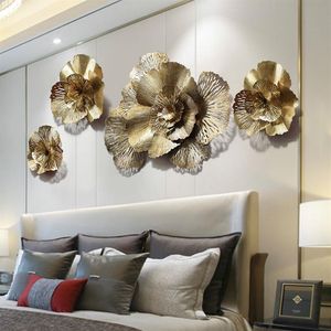 Modern Wrought Iron 3D Gold Flower Wall Mural Decoration Home Livingroom Wall Hanging Crafts el Porch Wall Sticker Ornaments 21340h