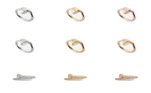 Yeni yüksek kaliteli tasarımcı tasarım titanyum yüzüğü klasik takı erkek ve kadın çift yüzük modern stil band223x9398856