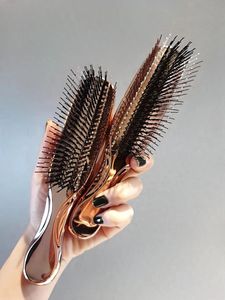 Japansk premiumhuvud Massager Scalp Brush Hair Shampoo Wet Plastic Detangling Cleaning Comb Rose Gold 240105