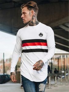 Men's T-Shirts Muscleguys Brand Clothing Men's Long Sleeve T-shirts Fashon Fitness Tshirt Men Round Neck Raglan Tees Streetwear Tops T240105