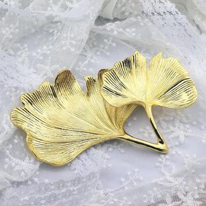 Decorative Figurines Metal Jewelry Dish Small Leaf Shaped Ring Holder Organizer Trinket Vanity Tray For Dresser Christmas Birthday