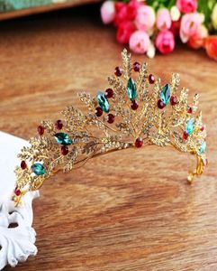 Vintage Gold Rhinestone Green Red Crystal Bridal Tiara Crown Handmade Noiva Diadem Huvudstycke Bröllopshår smycken Tillbehör JL T3261774