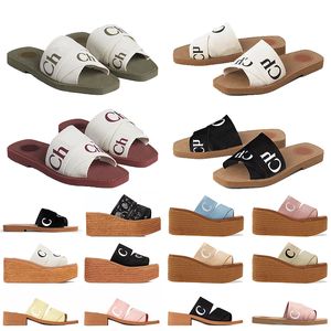 aaa+Top OG Originele Woody Muiltjes Hakken Muiltjes Sandalen Designer Slippers Geborduurd Linnen Hoge Hak Woodys Espadrille Wedge Loafers Slippers Beroemde Coach Strandschoenen