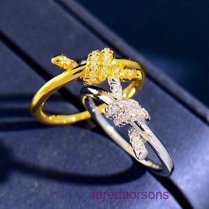 Tifannissmdesigner ringar designer smycken ring knut cool vind t hem samma knut korsbåge diamantvalentins mat ny stil har originallåda