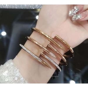 Love Gold Armband Nail Armband Designer Bangles For Women Mens rostfritt stållegering Armband18K Pläterad Gold Silver Rose Jewelry Diamond 734