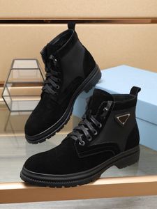 2024 MENS Fashion Ankle Boots Brand Designer Casual Martin Boots Male Wedding Party Formell klänningskor Storlek 38-44