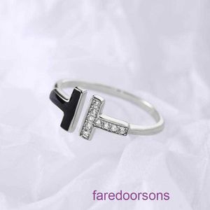 Moda tifannissm ring online mağaza yeni ışık lüks elmas seti çift t siyah beyaz yağ yüksek dereceli basit moda var orijinal kutu var