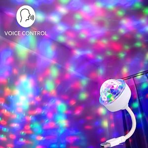 Mini luce di proiezione in cristallo con controllo vocale a LED USB da 1 pz, lampada per atmosfera rotante, luce per auto da interni, luce a sfera magica, lampada da ballo da discoteca, luce flash KTV per la casa.