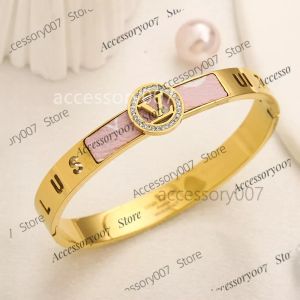 Designer de jóias pulseira V Logo Charm Bangle 18K banhado a ouro de aço inoxidável sem desbotamento pulseira de diamante luxo amor presente jóias viagem designer bangle