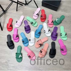 Sandals Designer Luxury Top Grade Slippers New Fruit Letter Slippers Classic Luxury Leather Material New Fashion Versatile Sandals