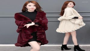 Halsdukar Fashion Double Layer Handcraft Fur Cape sjal Långt stickat kashmir Poncho Coat Wraps Faux Pashmina Cloak Women Winter9272987