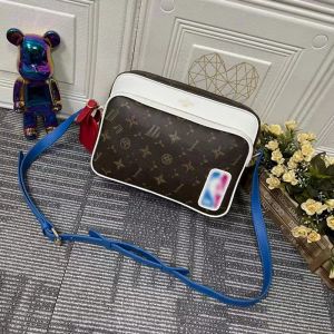 Luxurys tasarımcı çantaları erkek üçlü deri siyah çiçekler messenger cüzdan crossbody çanta alışveriş çantası düz omuz çanta çanta kadın cüzdan çantası çanta çanta